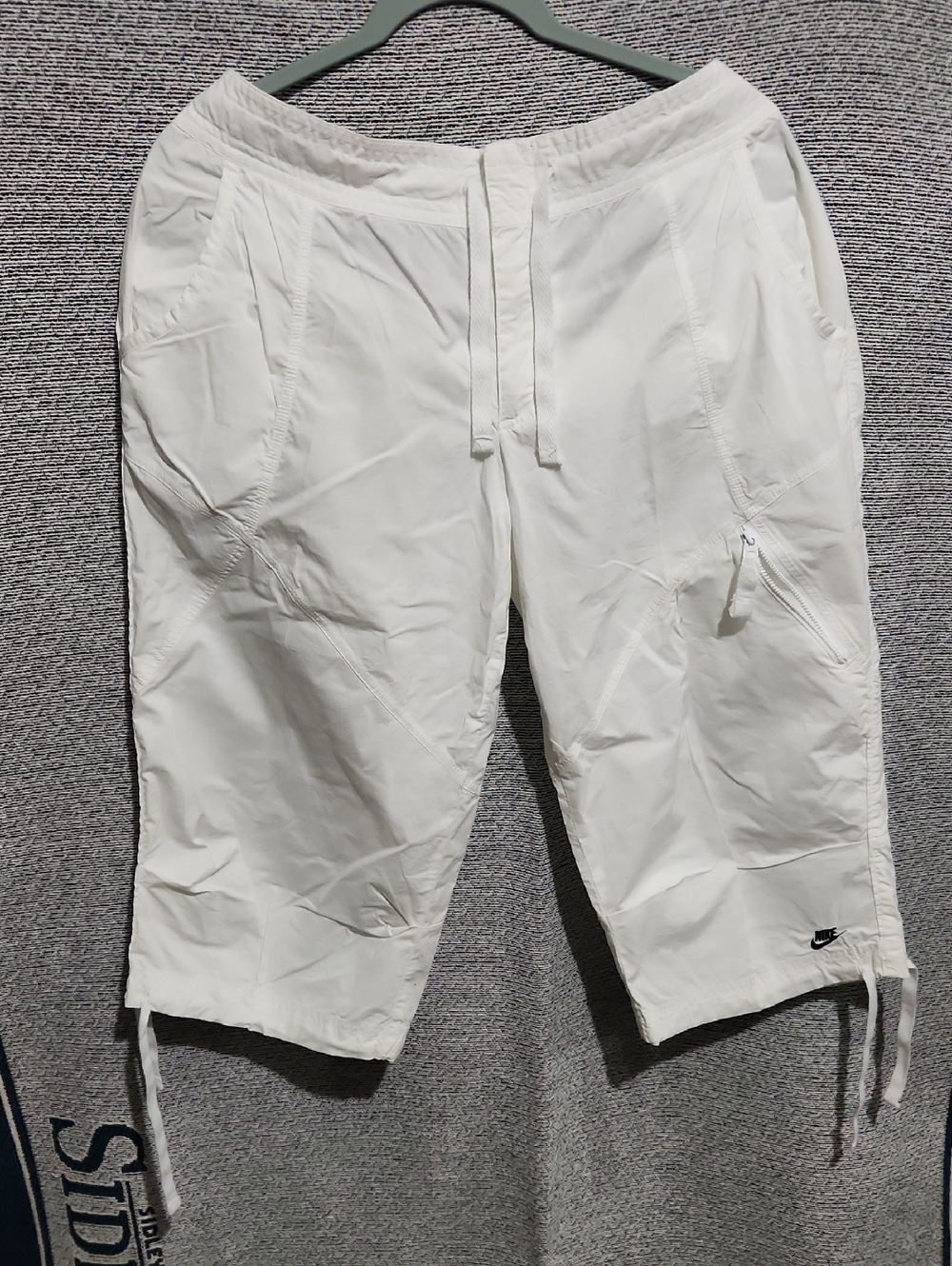 Nike Women’s White Cargo Drawstring Capri's